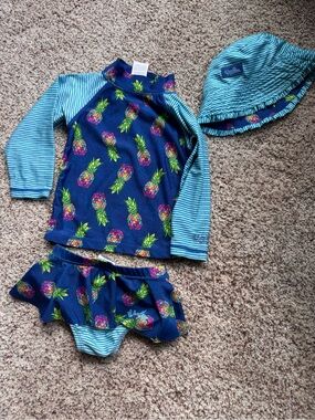 Navy Pineapple Rash Guard Swim Set with Hat - Girls